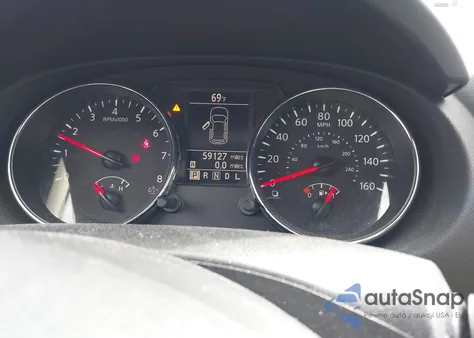 2015 Nissan Rogue Select S z USA, uszkodzony, nr VIN JN8AS5MV3FW261652